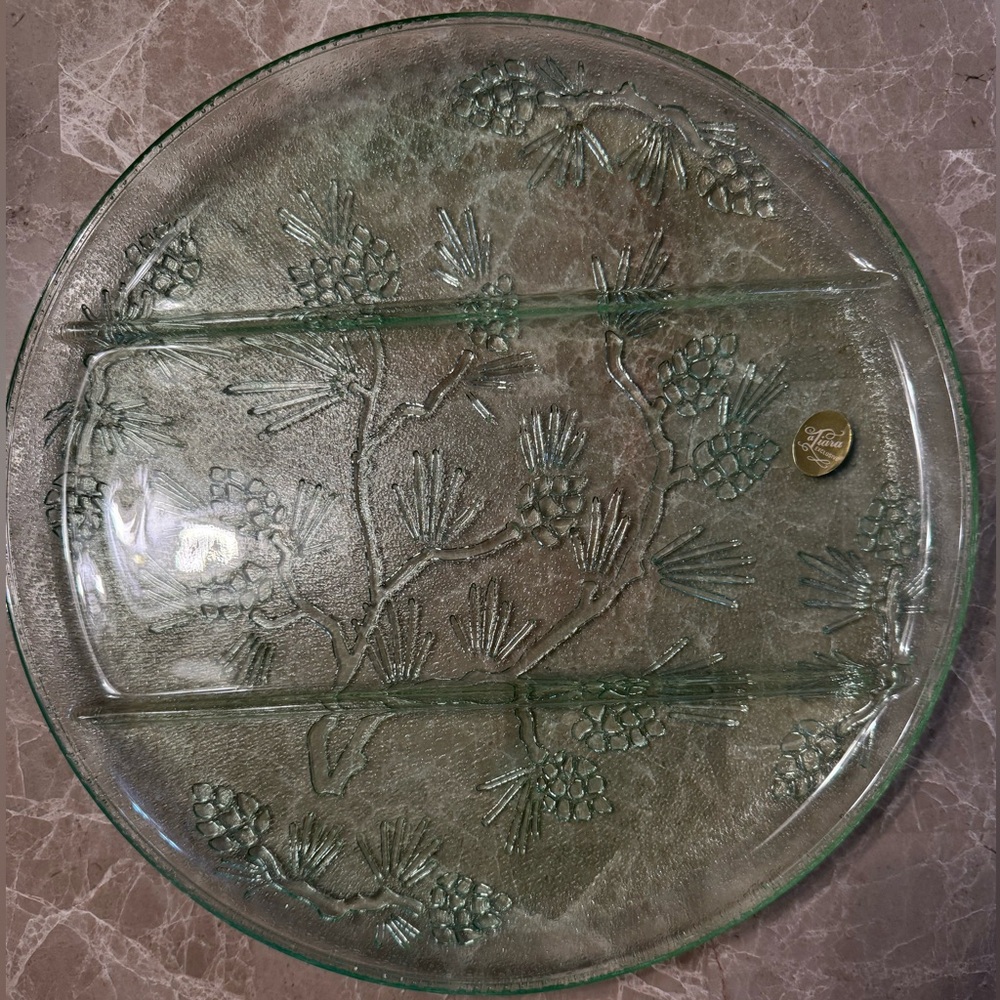Vintage Tiara Ponderosa Pine divided relish/serving platter, chantilly green